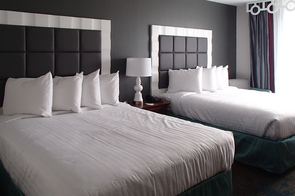Hotel Western Erie & 2*